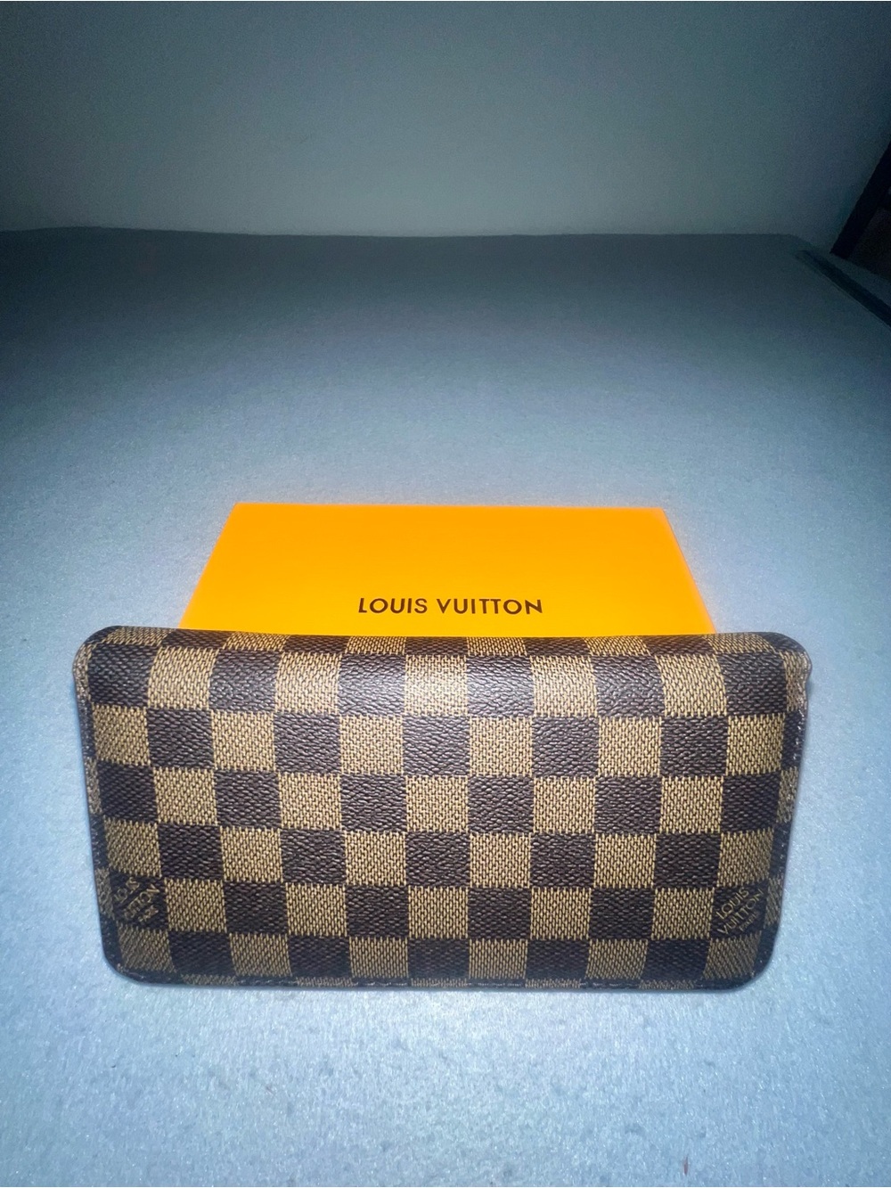 Louis Vuitton Damier Ebene Brown Zippy Wallet Gold Hardware W/ Box & Dust Bag
